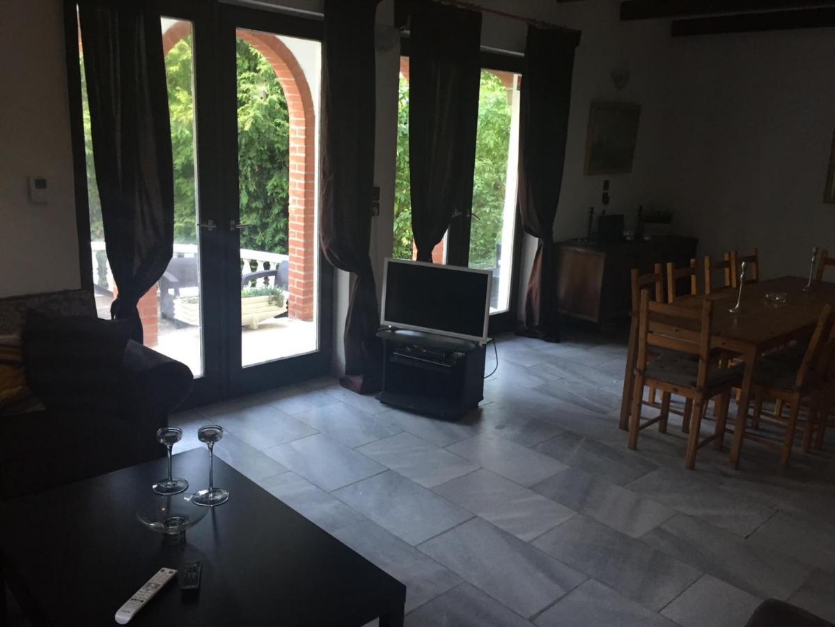 Landhaus Toereki Mit Pool Сиофок Екстериор снимка
