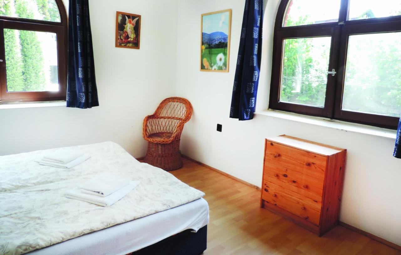 Landhaus Toereki Mit Pool Сиофок Екстериор снимка